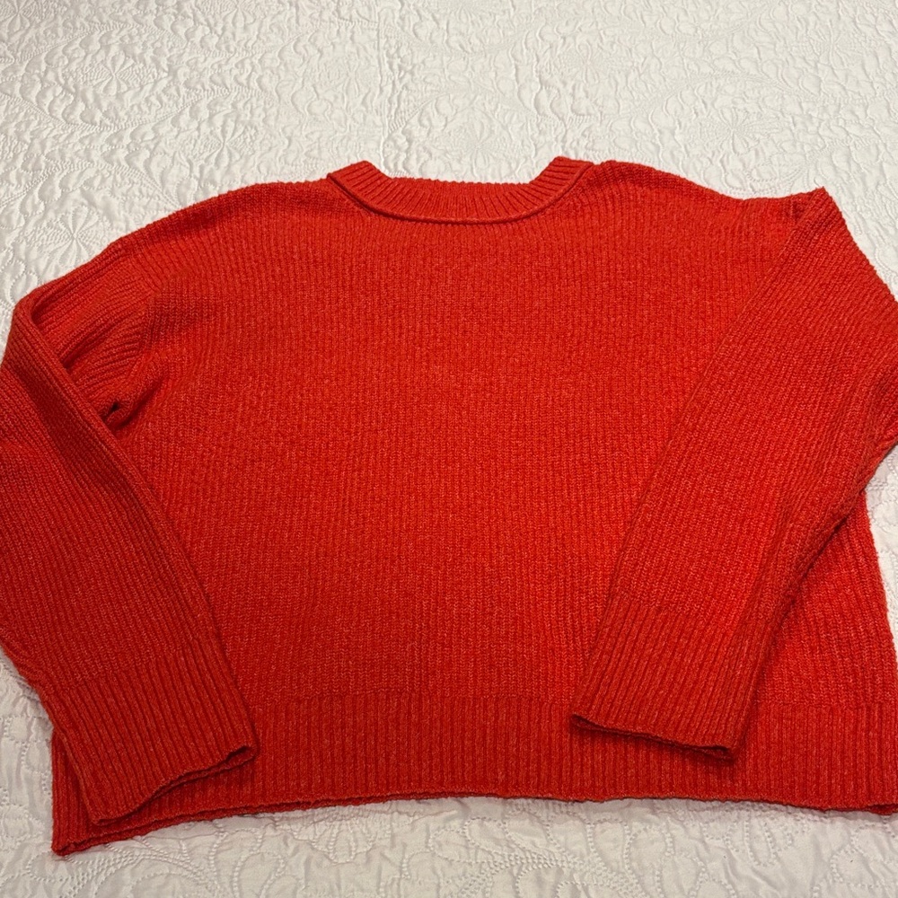 American Eagle Outfitters Vibrant Red Crew Neck Sweater